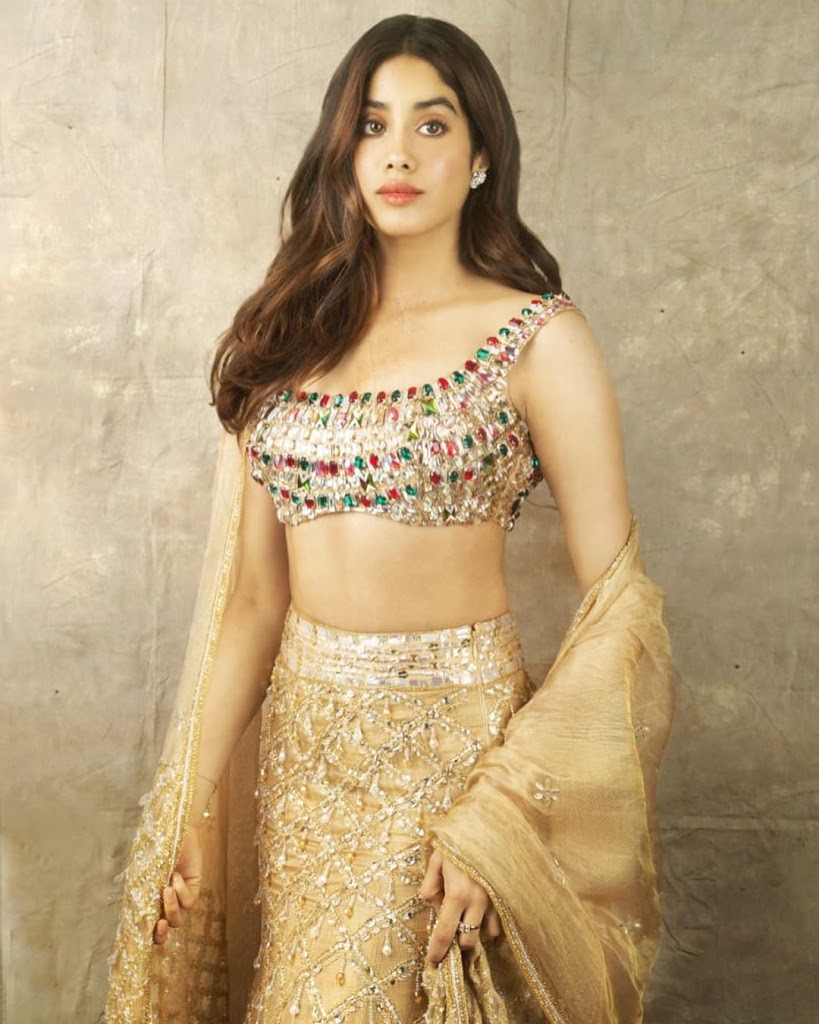 jhanvi kapoor photoshoot