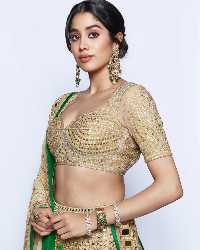 janhvi kapoor fashion