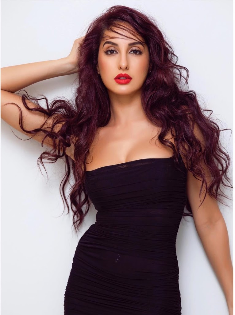 nora fatehi hot pics